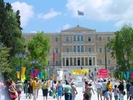 Image for article Grèce : Le seul défilé à avoir obtenu une autorisation et à être chaudement accueilli lors de l'ouverture des Jeux Olympiques à Athènes